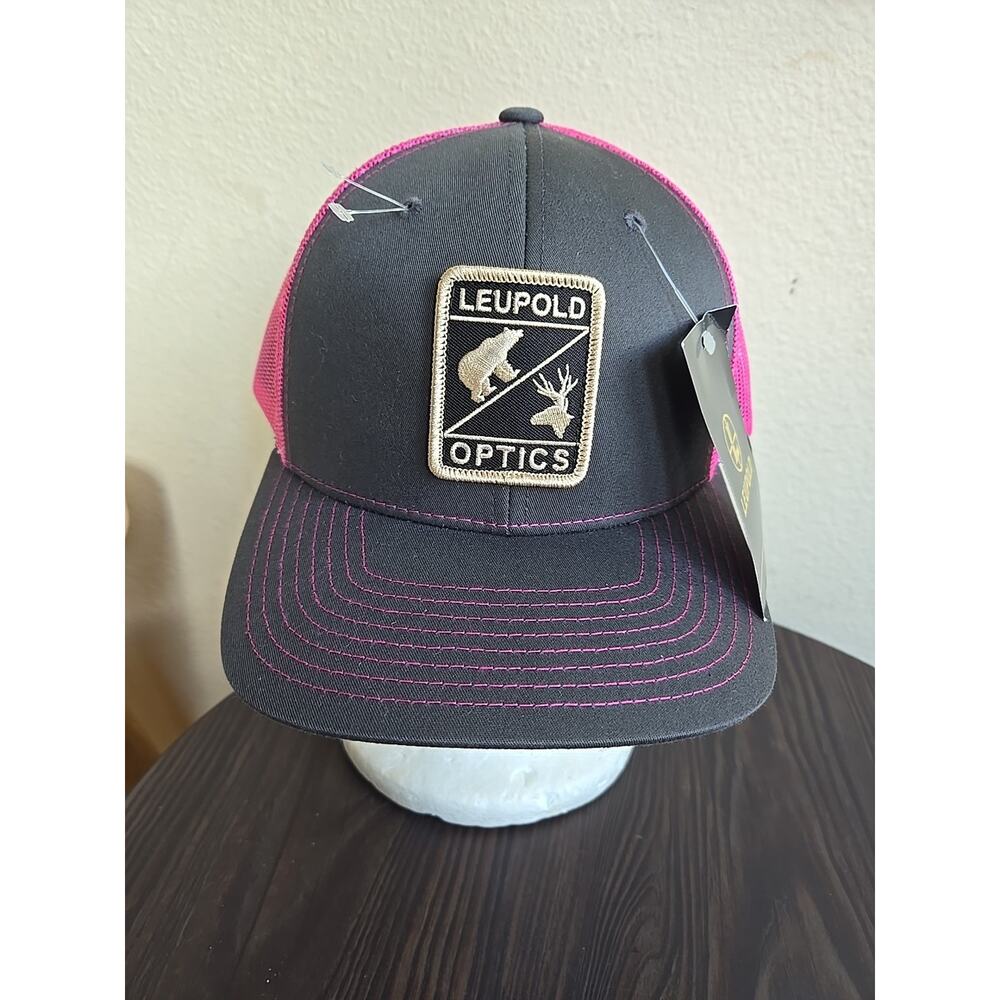 Leupold & Stevens hat cap snap back trucker mesh Optics Hunting gray pink -NEW